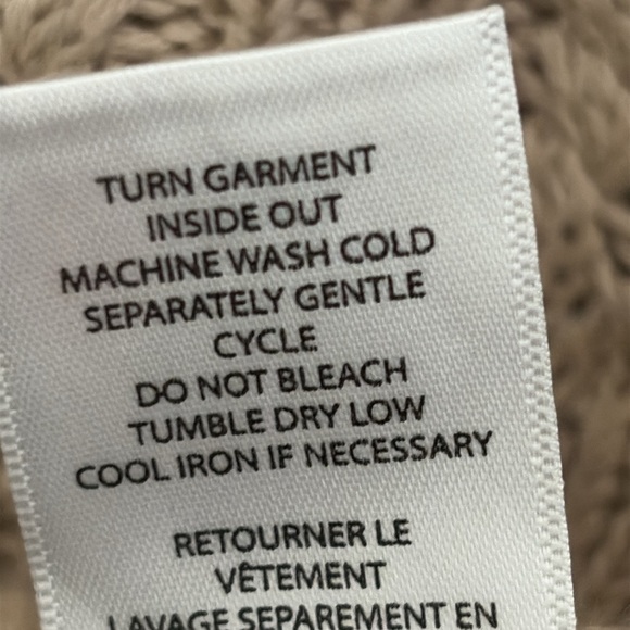 Splendid Short Sleeve Natural Beige Crochet Knit Scalloped Sweater Size Medium - Picture 11 of 11